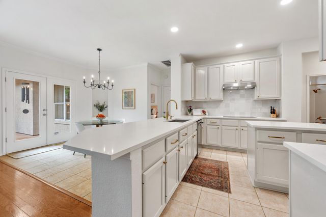 11817 Lake Stone DR, Austin, TX 78738