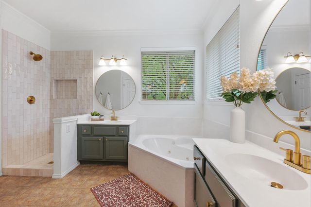 11817 Lake Stone DR, Austin, TX 78738