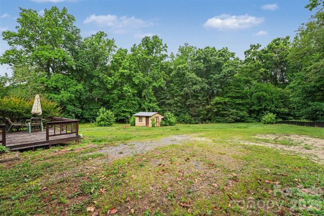 2871 Loviee Road, Lincolnton, NC 28092