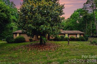 2871 Loviee Road, Lincolnton, NC 28092