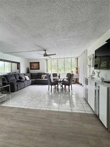 6901 SW 147th Avenue 2E, Miami, FL 33193