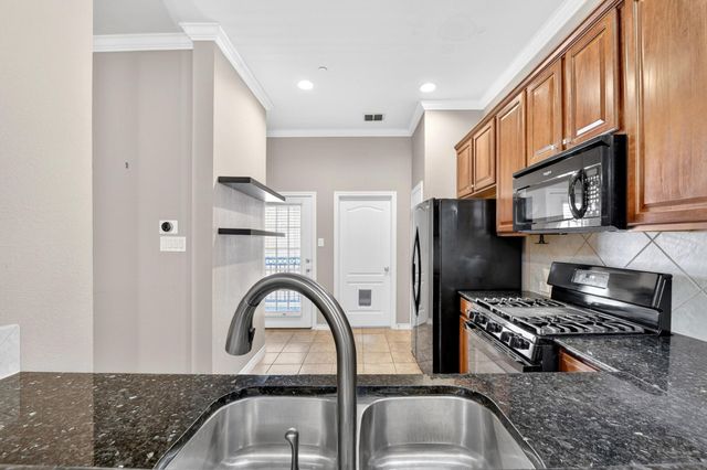 5026 Calloway Drive 163, Addison, TX 75001