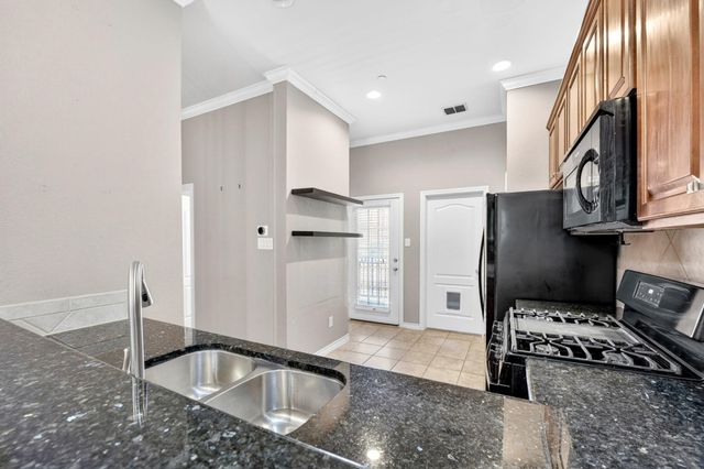 5026 Calloway Drive 163, Addison, TX 75001