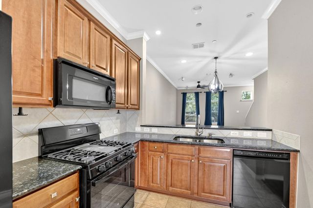 5026 Calloway Drive 163, Addison, TX 75001