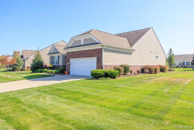 6286 Merion Lane 75, Grand Blanc, MI 48439