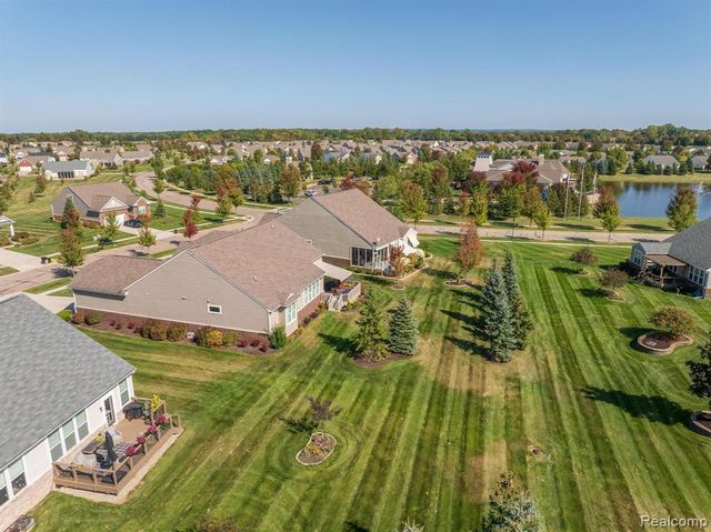 6286 Merion Lane 75, Grand Blanc, MI 48439