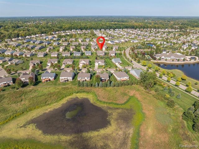 6286 Merion Lane 75, Grand Blanc, MI 48439