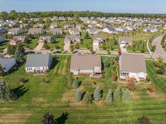 6286 Merion Lane 75, Grand Blanc, MI 48439