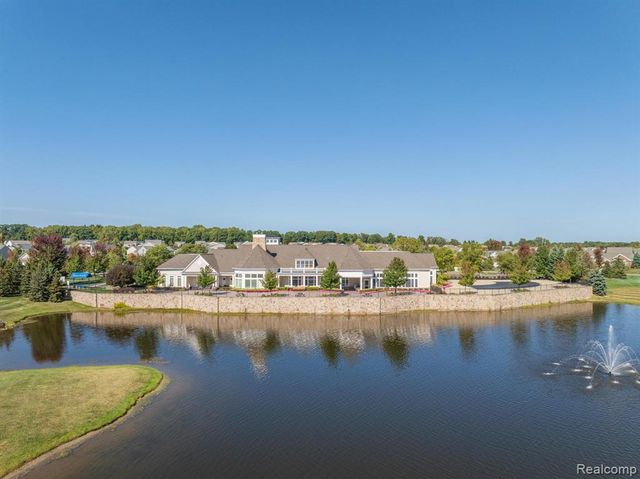 6286 Merion Lane 75, Grand Blanc, MI 48439