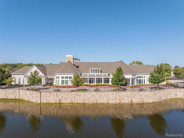 6286 Merion Lane 75, Grand Blanc, MI 48439