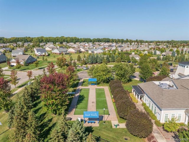 6286 Merion Lane 75, Grand Blanc, MI 48439