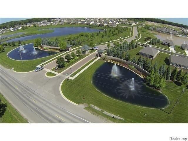 6286 Merion Lane 75, Grand Blanc, MI 48439