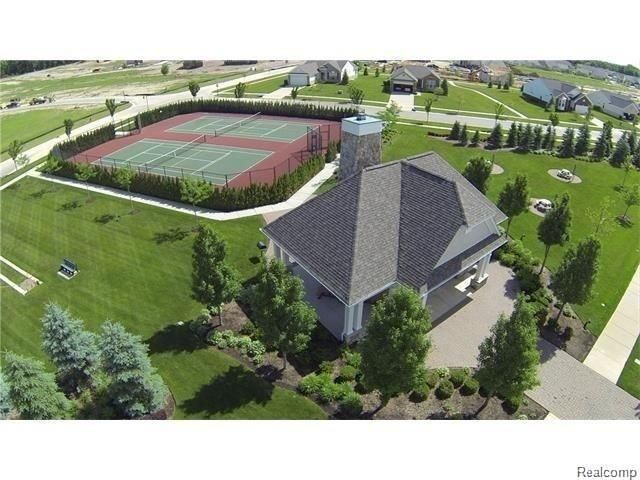 6286 Merion Lane 75, Grand Blanc, MI 48439