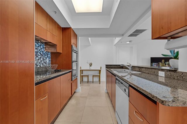 1500 Ocean Dr 505, Miami Beach, FL 33139