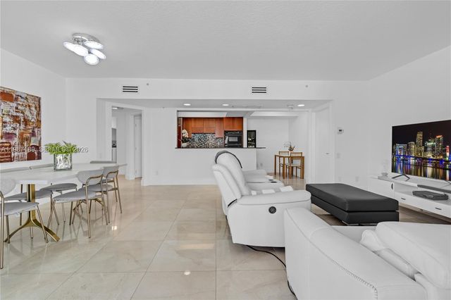 1500 Ocean Dr 505, Miami Beach, FL 33139