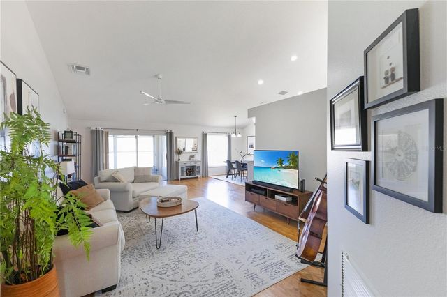 5617 WAR ADMIRAL DRIVE, Wesley Chapel, FL 33544