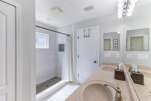 5617 WAR ADMIRAL DRIVE, Wesley Chapel, FL 33544