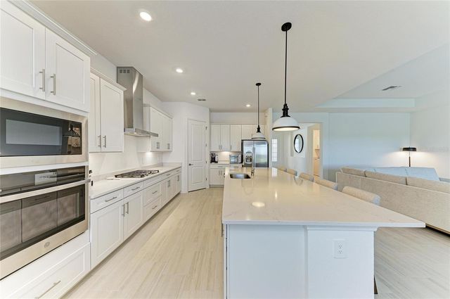 5624 LIGHTNING WHELK, Lakewood Ranch, FL 34211