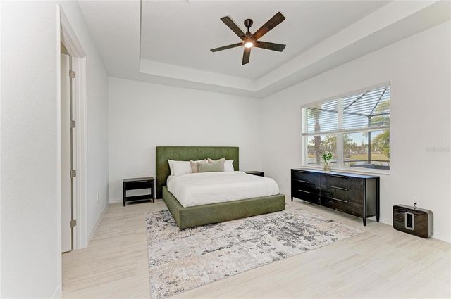 5624 LIGHTNING WHELK, Lakewood Ranch, FL 34211