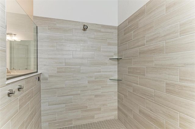 5624 LIGHTNING WHELK, Lakewood Ranch, FL 34211