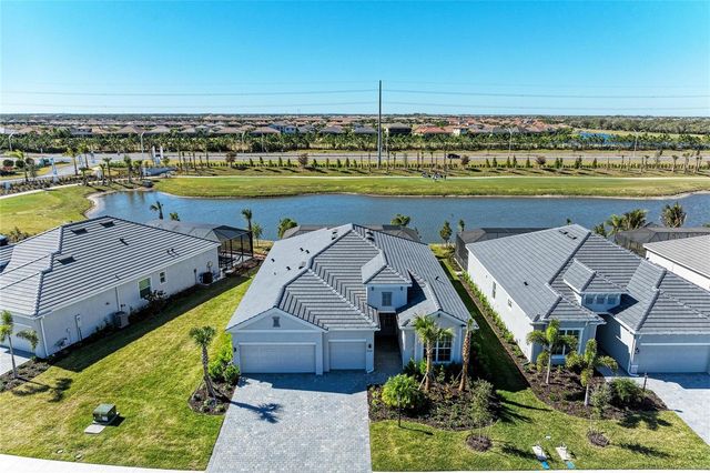 5624 LIGHTNING WHELK, Lakewood Ranch, FL 34211