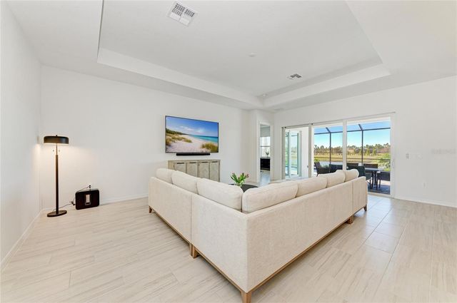 5624 LIGHTNING WHELK, Lakewood Ranch, FL 34211