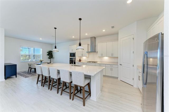 5624 LIGHTNING WHELK, Lakewood Ranch, FL 34211