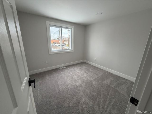 15542 Pennsylvania Street, Southfield, MI 48075