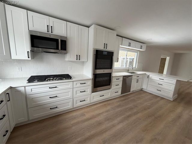15542 Pennsylvania Street, Southfield, MI 48075
