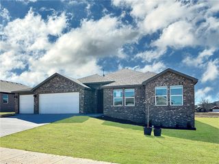 971 Pebble Drive, Prairie Grove, AR 72753