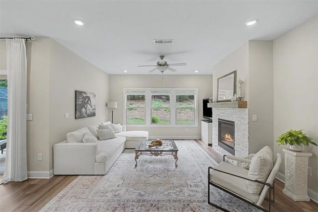 620 Shadow Moss Avenue, Canton, GA 30115