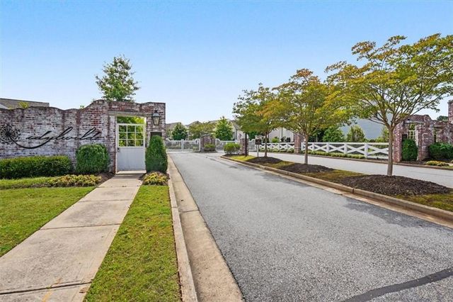 620 Shadow Moss Avenue, Canton, GA 30115