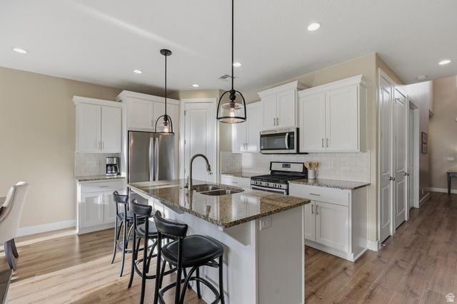 4981 N ESCAPES DR, St. George, UT 84770