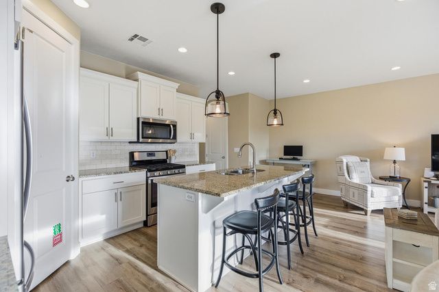 4981 N ESCAPES DR, St. George, UT 84770