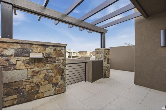 4981 N ESCAPES DR, St. George, UT 84770