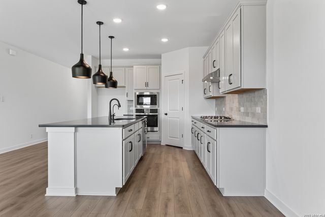 12102 Vista Flats, Live Oak, TX 78233