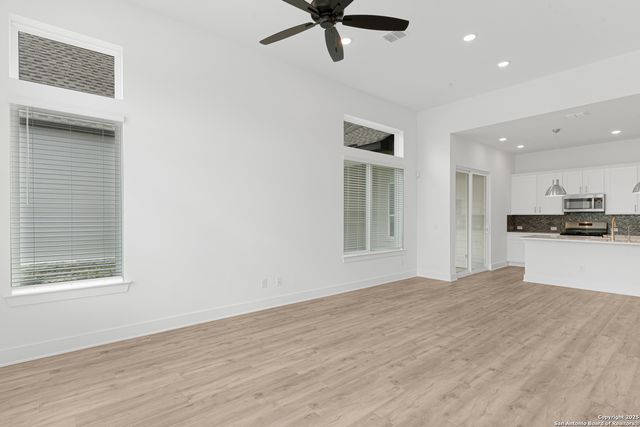 10011 UNIVERSITY WAY, San Antonio, TX 78224