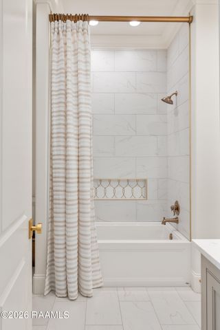 101 Rio Ridge Drive, Lafayette, LA 70508