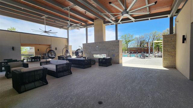 2221 Redwing Drive, Denton, TX 76205
