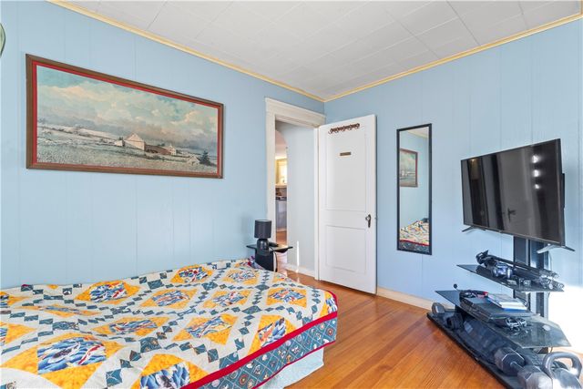 1 Capron Road, Smithfield, RI 02917