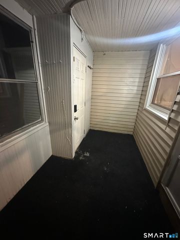 574 South Quaker Lane, West Hartford, CT 06110