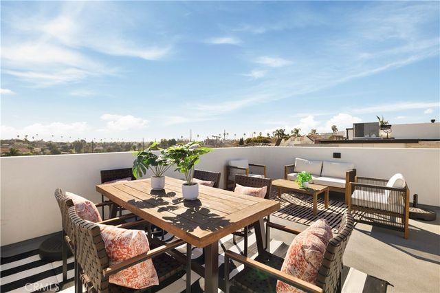 902 Green, Redondo Beach, CA 90278