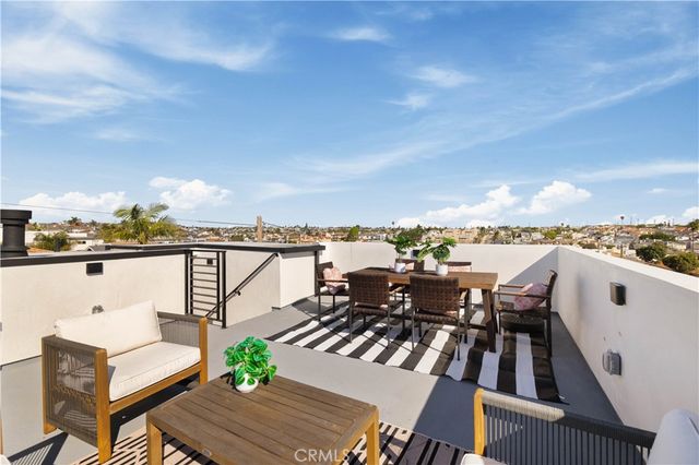 902 Green, Redondo Beach, CA 90278