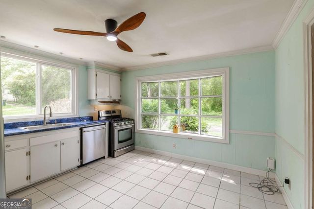 48 Georgia Avenue, Comer, GA 30629