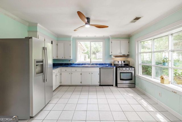 48 Georgia Avenue, Comer, GA 30629