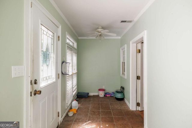 48 Georgia Avenue, Comer, GA 30629