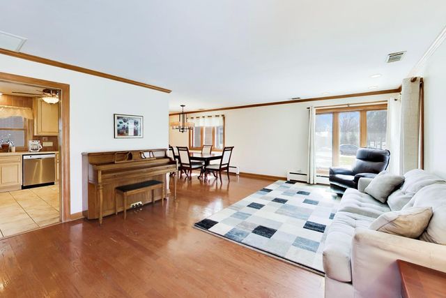 714 W Campbell Street, Arlington Heights, IL 60005