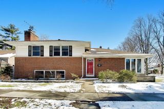 714 W Campbell Street, Arlington Heights, IL 60005