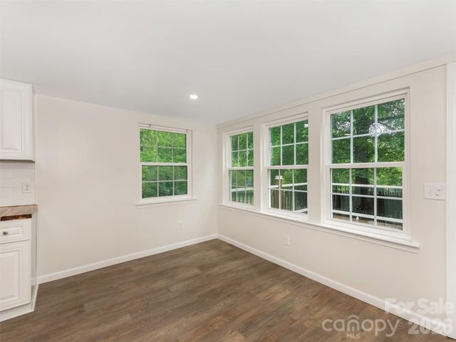 1016 Underwood Road, Matthews, NC 28104