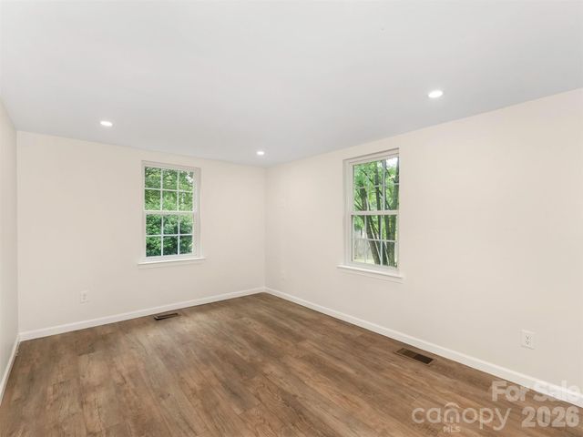 1016 Underwood Road, Matthews, NC 28104